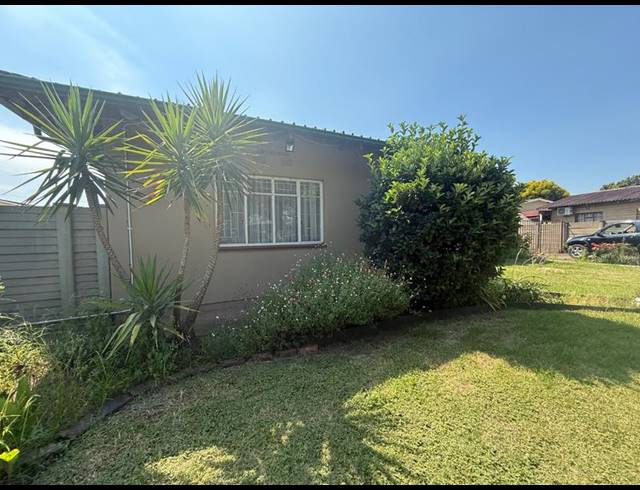 3 BEDROOM HOUSE FOR SALE IN VANDERBIJLPARK SE 1